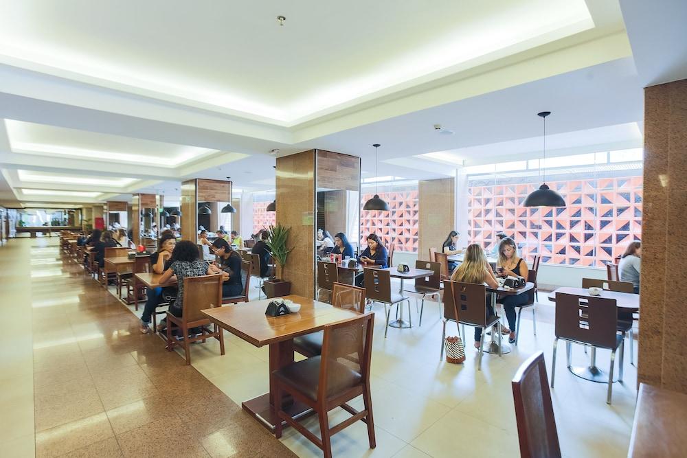 S4 Hotel Aguas Claras Taguatinga Bagian luar foto